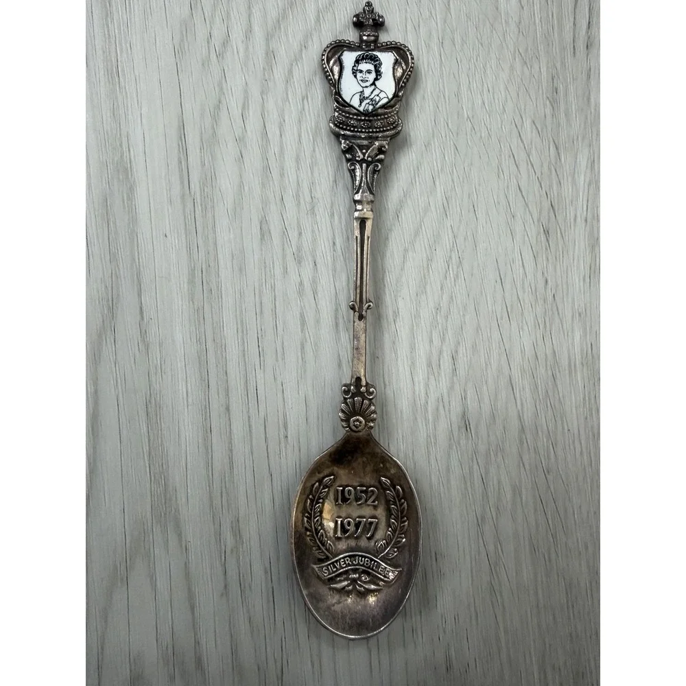 Queen Elizabeth II Silver Jubilee 1977 Souvenir Spoon Crown Enamel EPNS